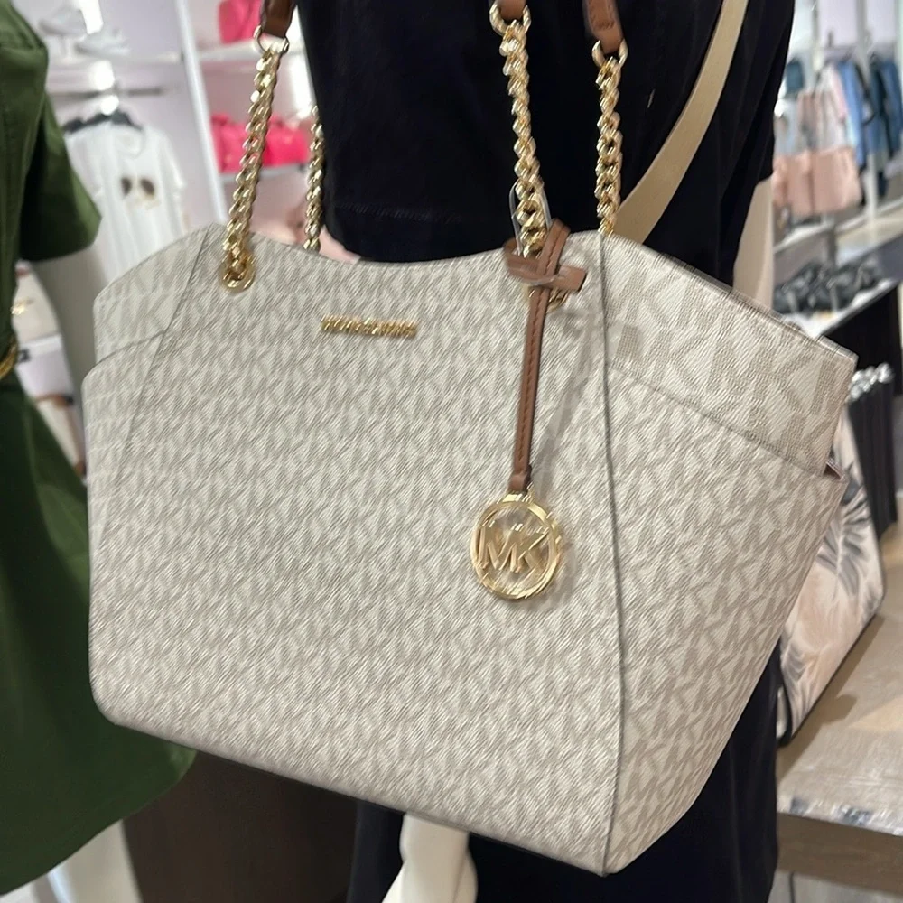 MICHAEL KORS LG CHAIN SHOULDER TOTE VANILLA
